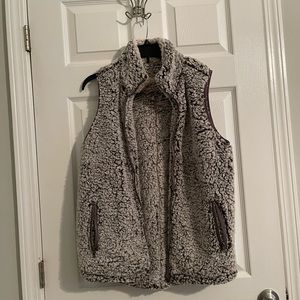 Sherpa vest, gray/black/white. Size small. Never worn. No tags.